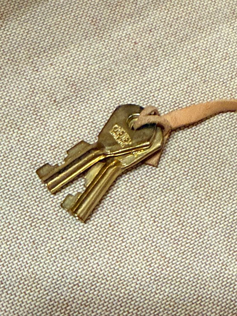 グローブトロッター ラージスーツケース74L