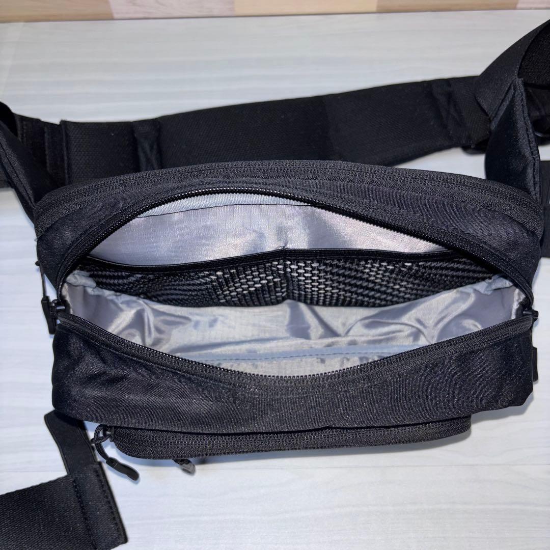 POMULU ポムル　ヒップシート　ショルダーバック　ブラック　黒　美品