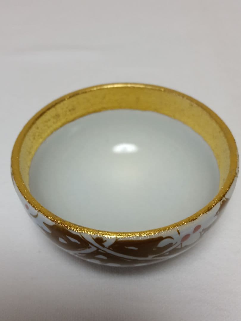 人間国宝　加藤卓男作「ラスター彩胡姫文香合」