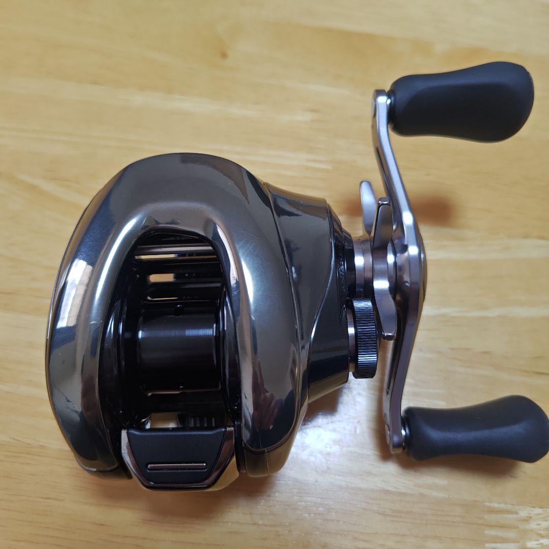 シマノ　25アンタレス100XG RIGHT