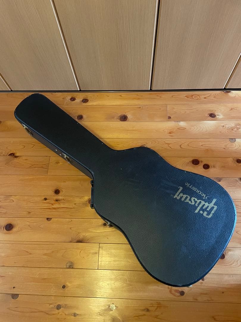 ヒロ　MARTIN マーチン　D-28 1983年製　有名楽器店購入