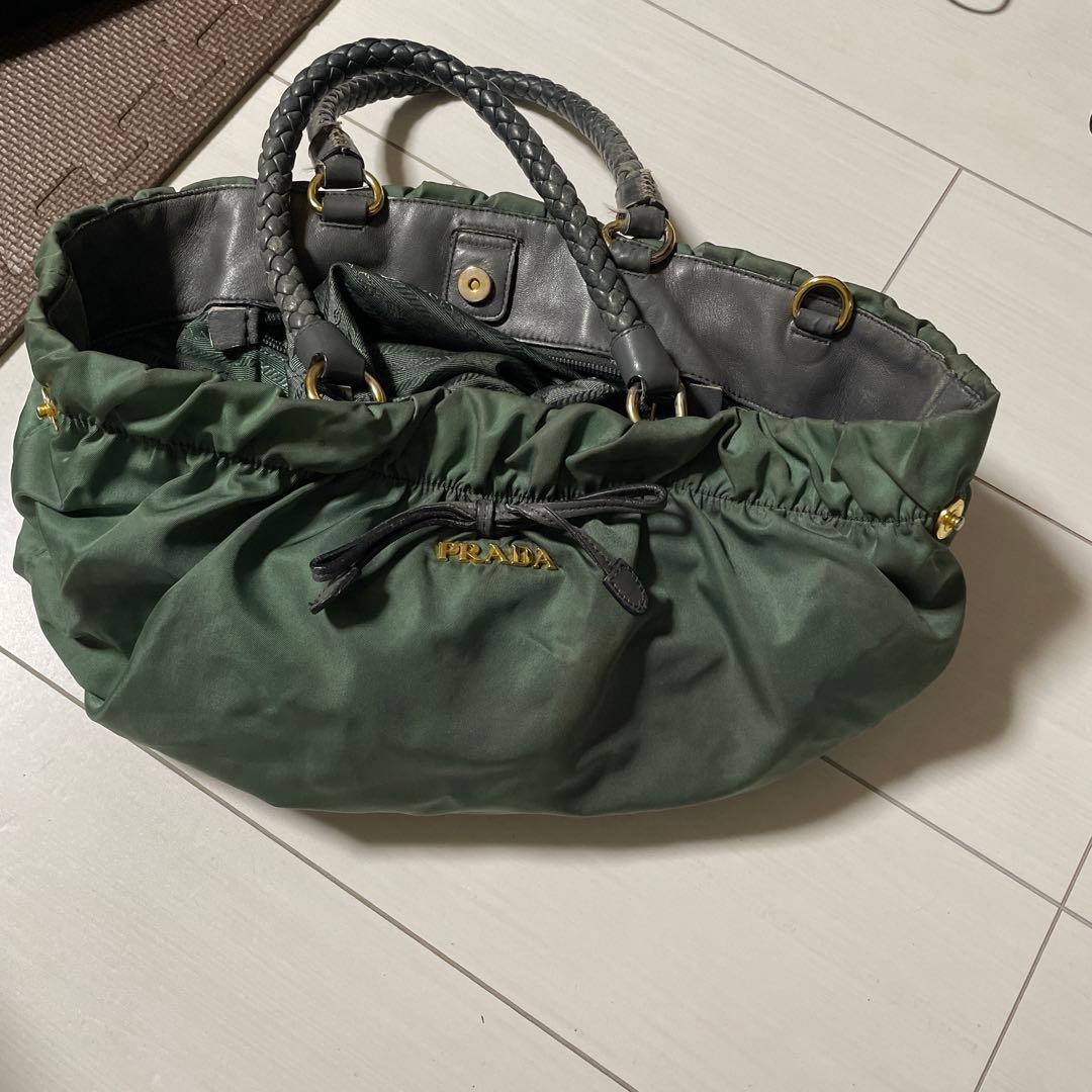 PRADA グリーン ナイロン ショルダーバッグ
