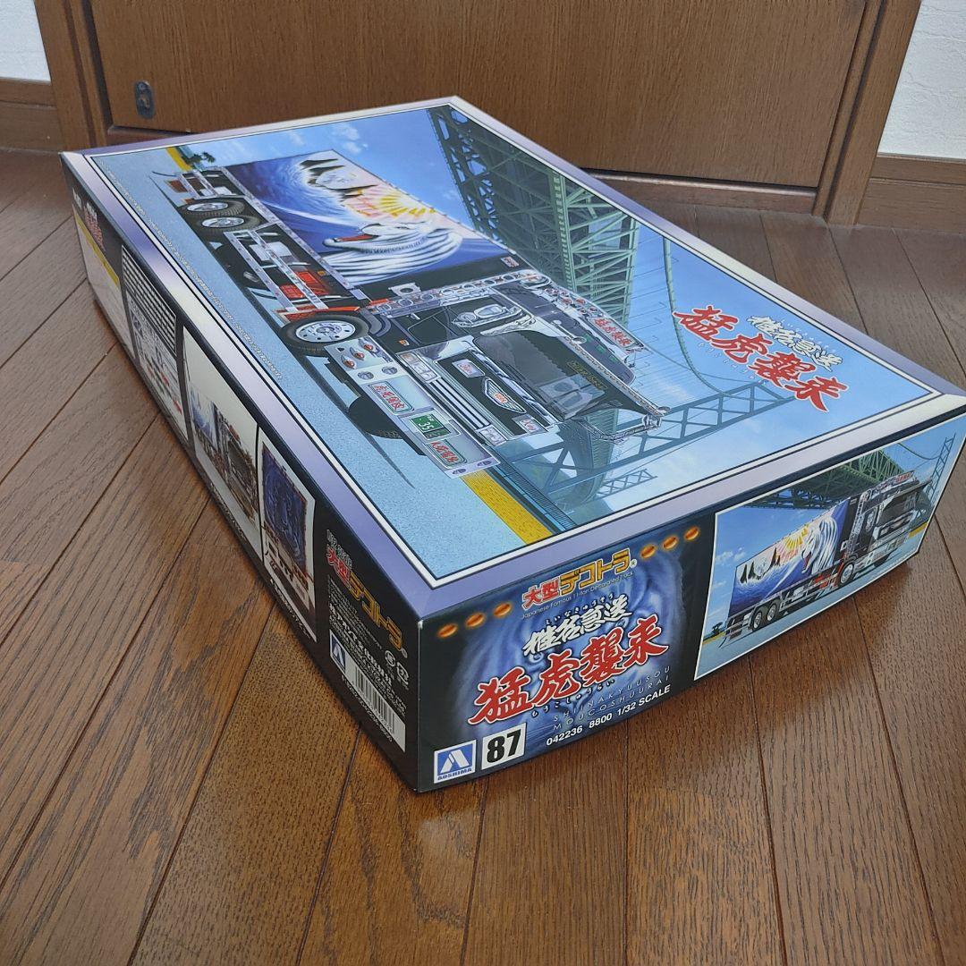 ま*ー様 1/32スケール デコトラプラモデル　猛虎襲来