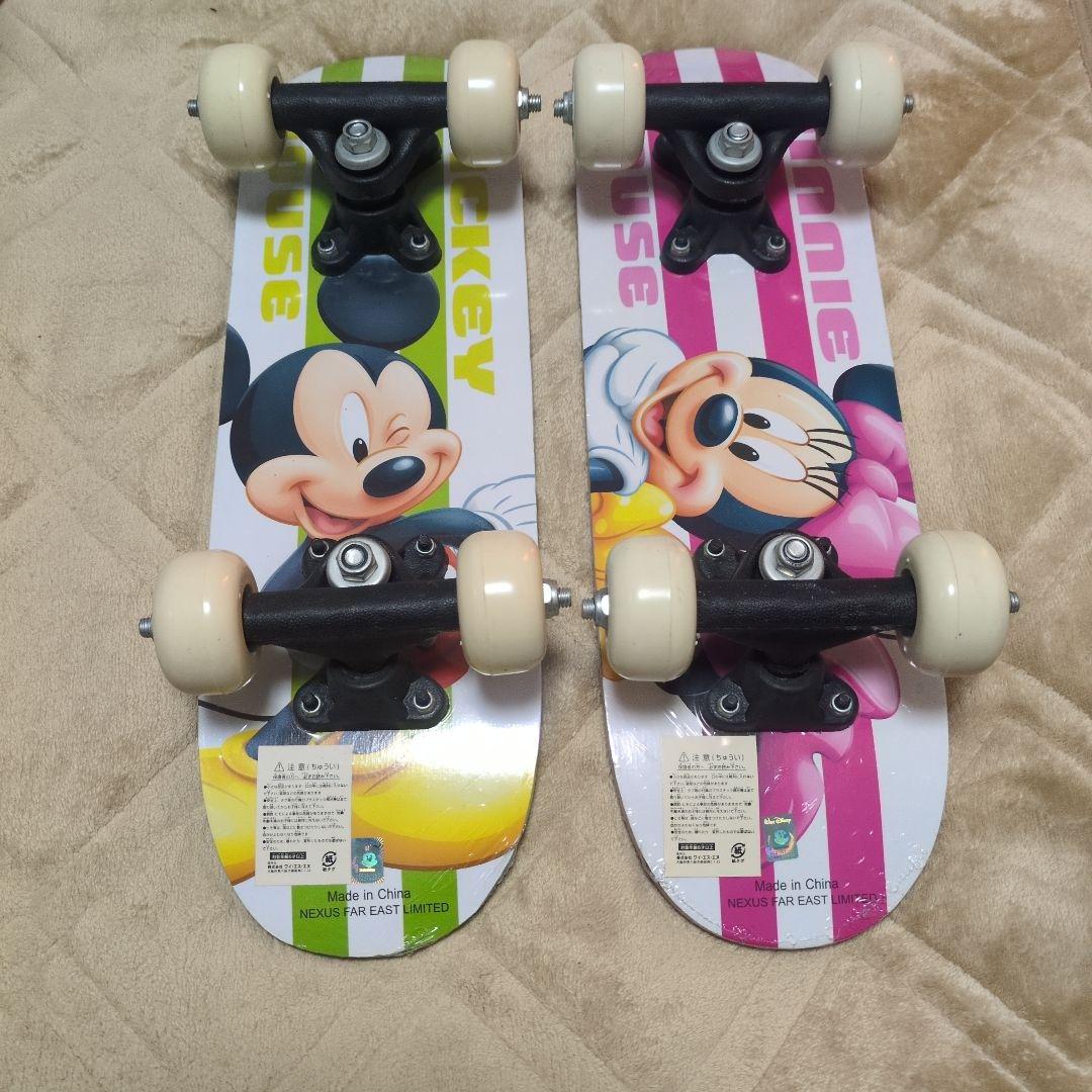 【レアグッズ】ミッキー・ミニー 小型スケートボード