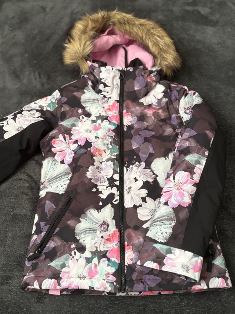 【新品未使用】ロキシー　スノボウェア　150 花柄