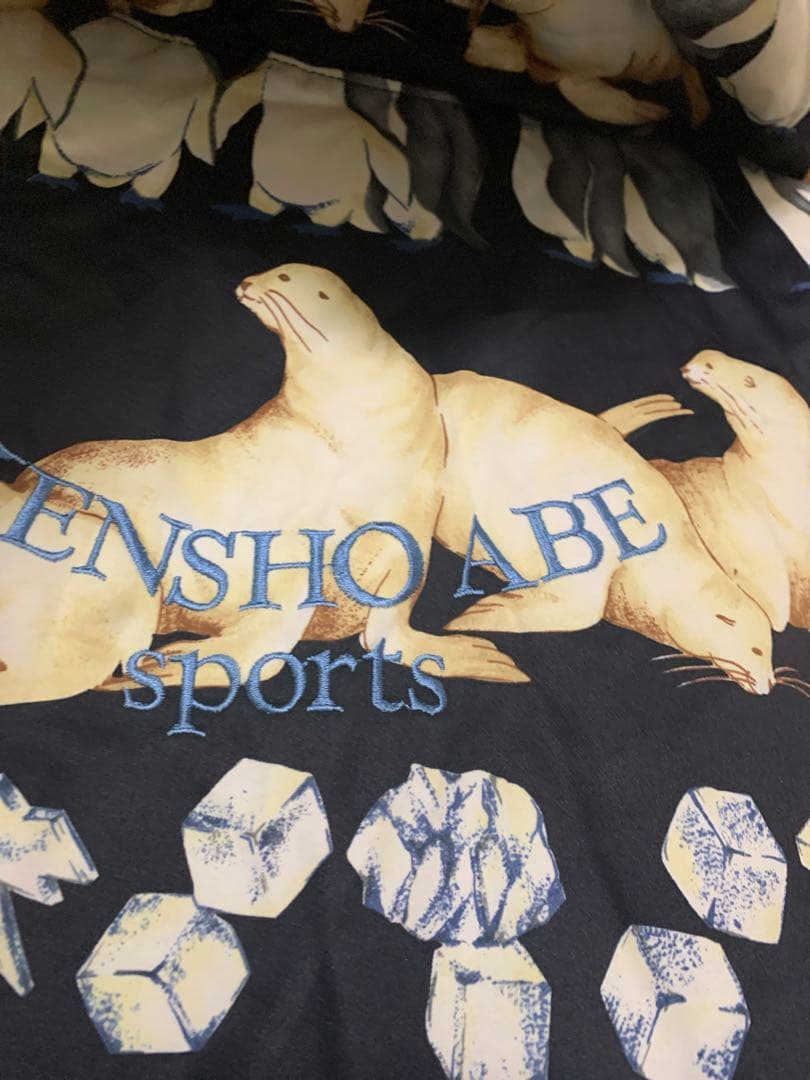 ケンショウアベ 中綿ジャケット　ペンギン　氷柄　レディースフード付きスキーウェア