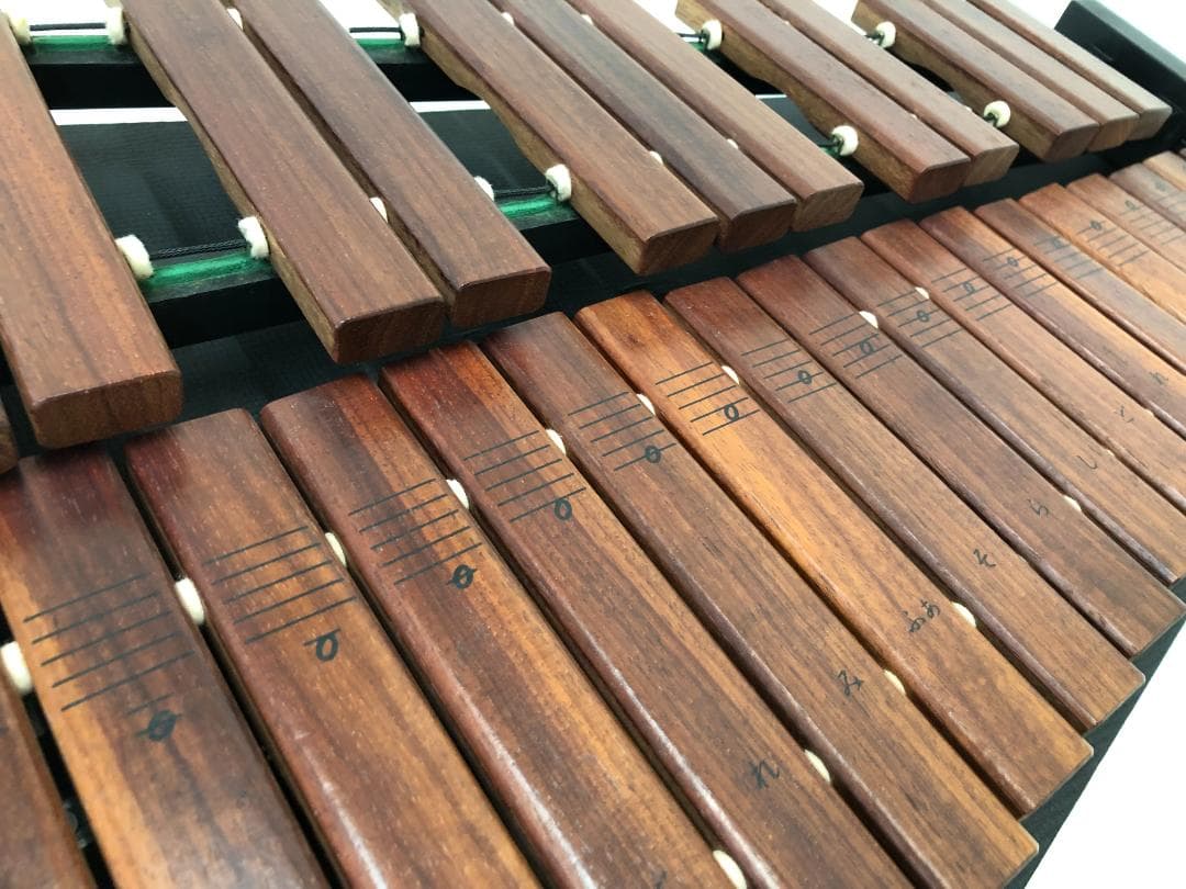 廃盤品 YAMAHAヤマハ 32音 卓上木琴 マレット・スタンド付