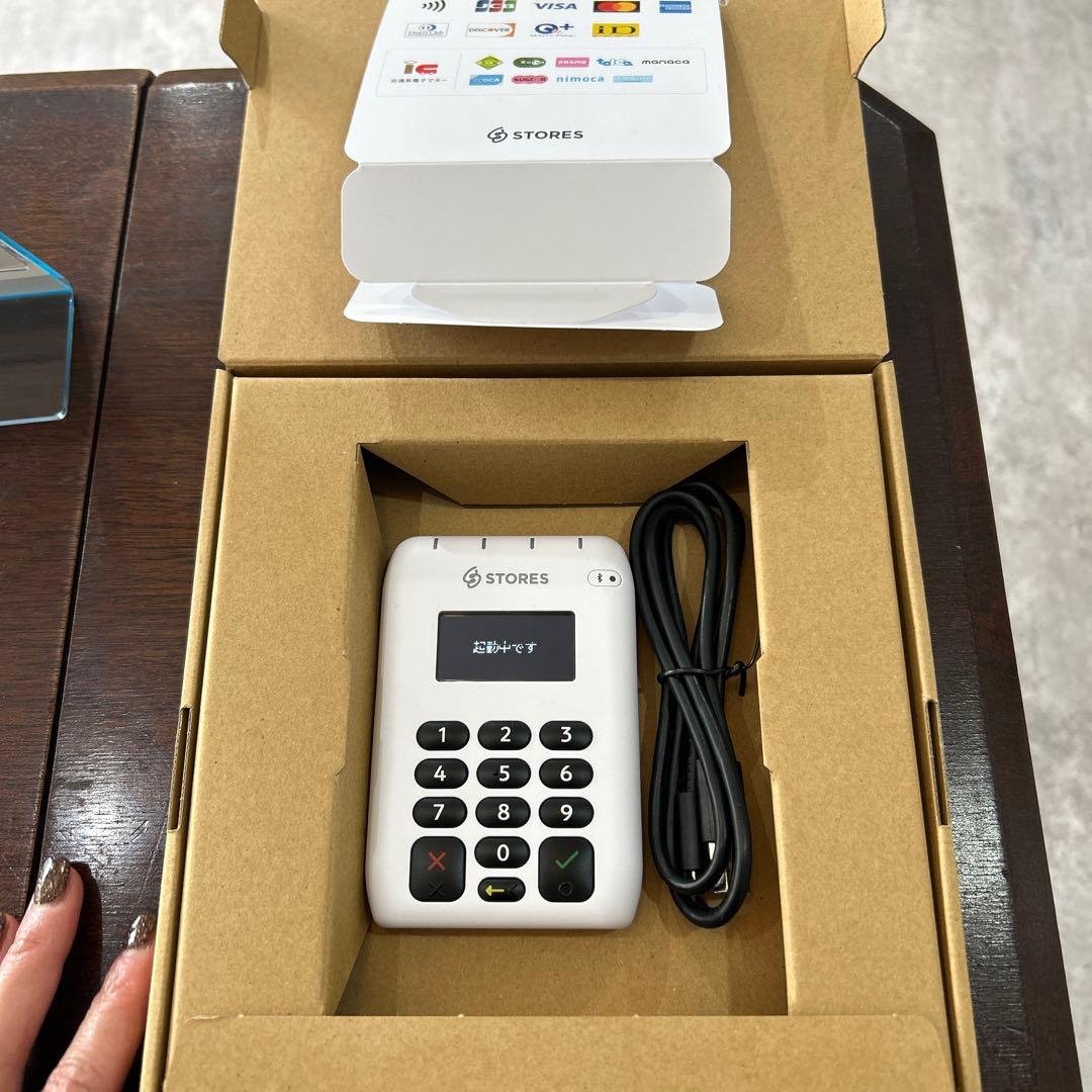 STORESカードリーダー ホワイト