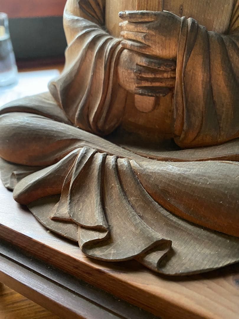 素敵な木彫　聖徳太子座像