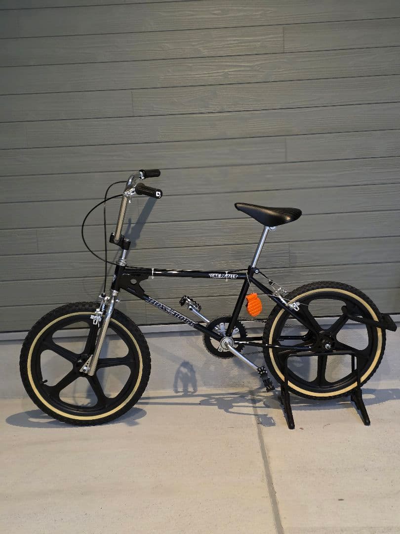 自転車本体 HOW I ROLL - THE ROOTS