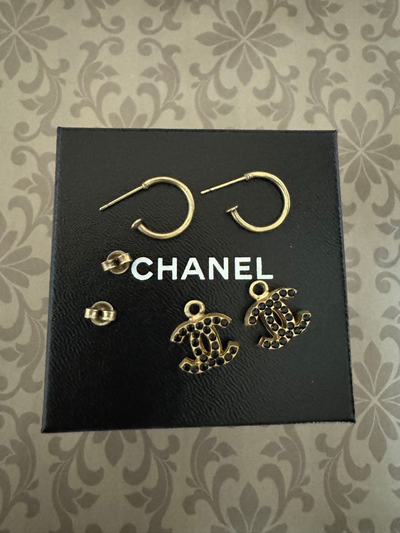正規品‪☆シャネルココマークフープピアス 黒スワロヴィンテージCHANELメンズ
