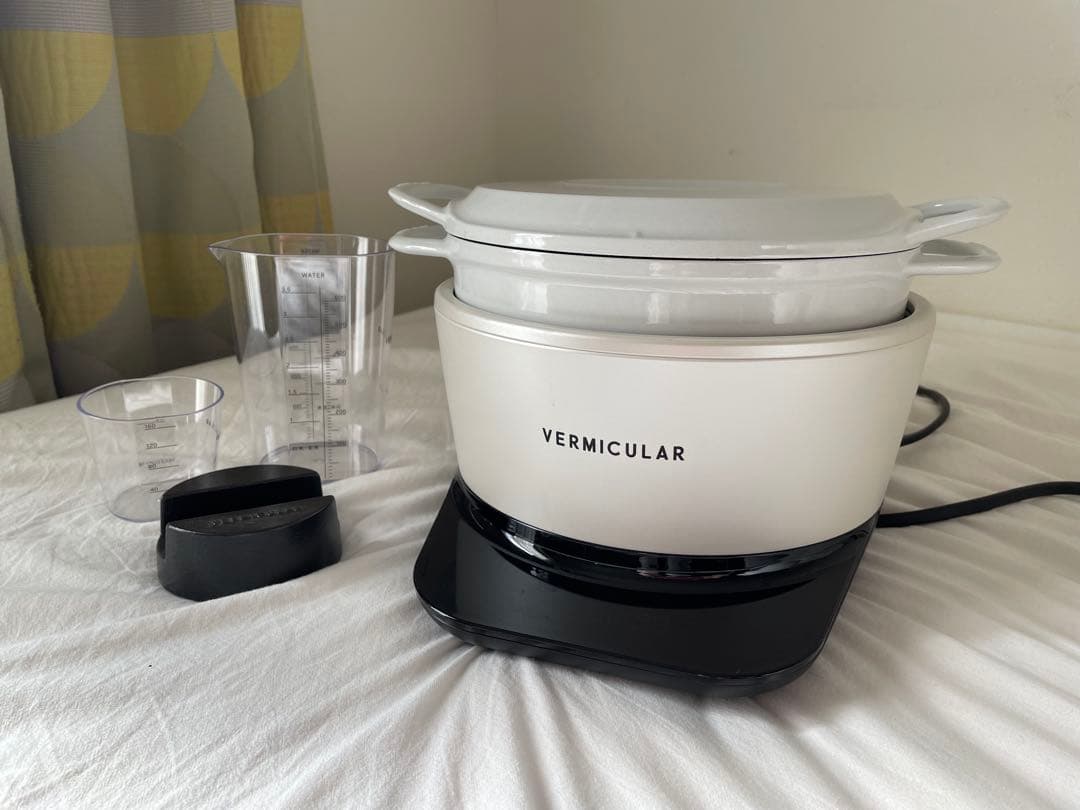 VERMICULAR RICEPOT ホワイト PH23A