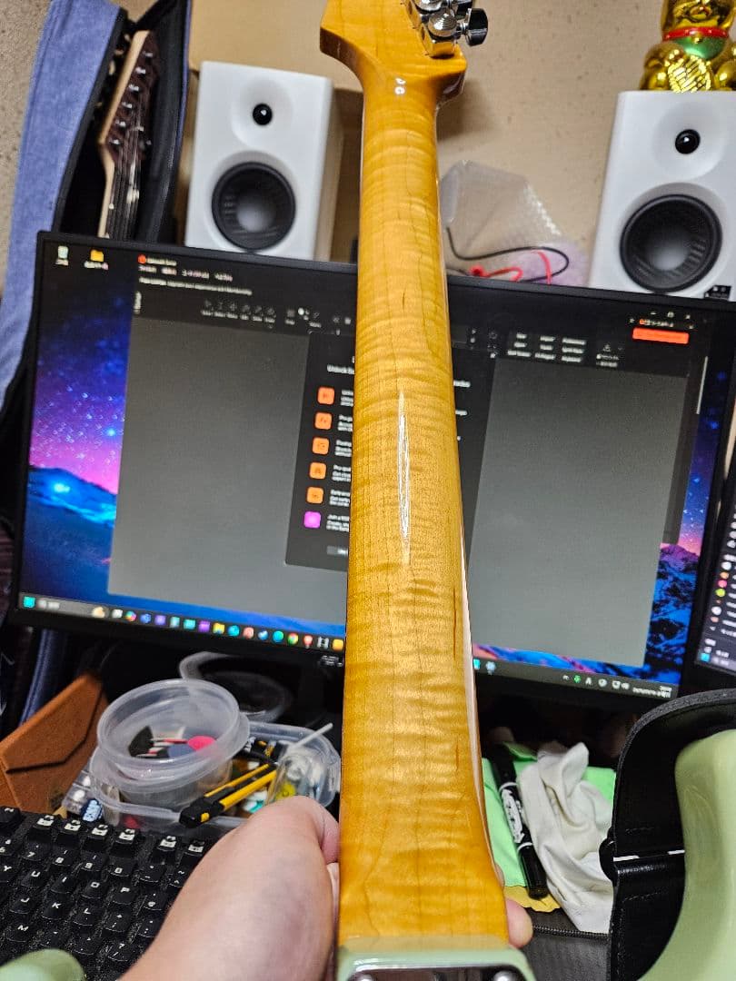 は*わ様 Peerless 日本製ストラトキャスターアップグレード済