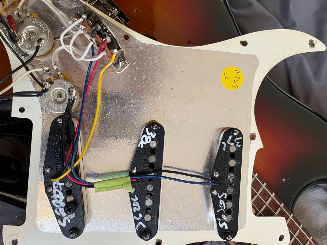 fender American Standard ストラト 純正ハードケース付き