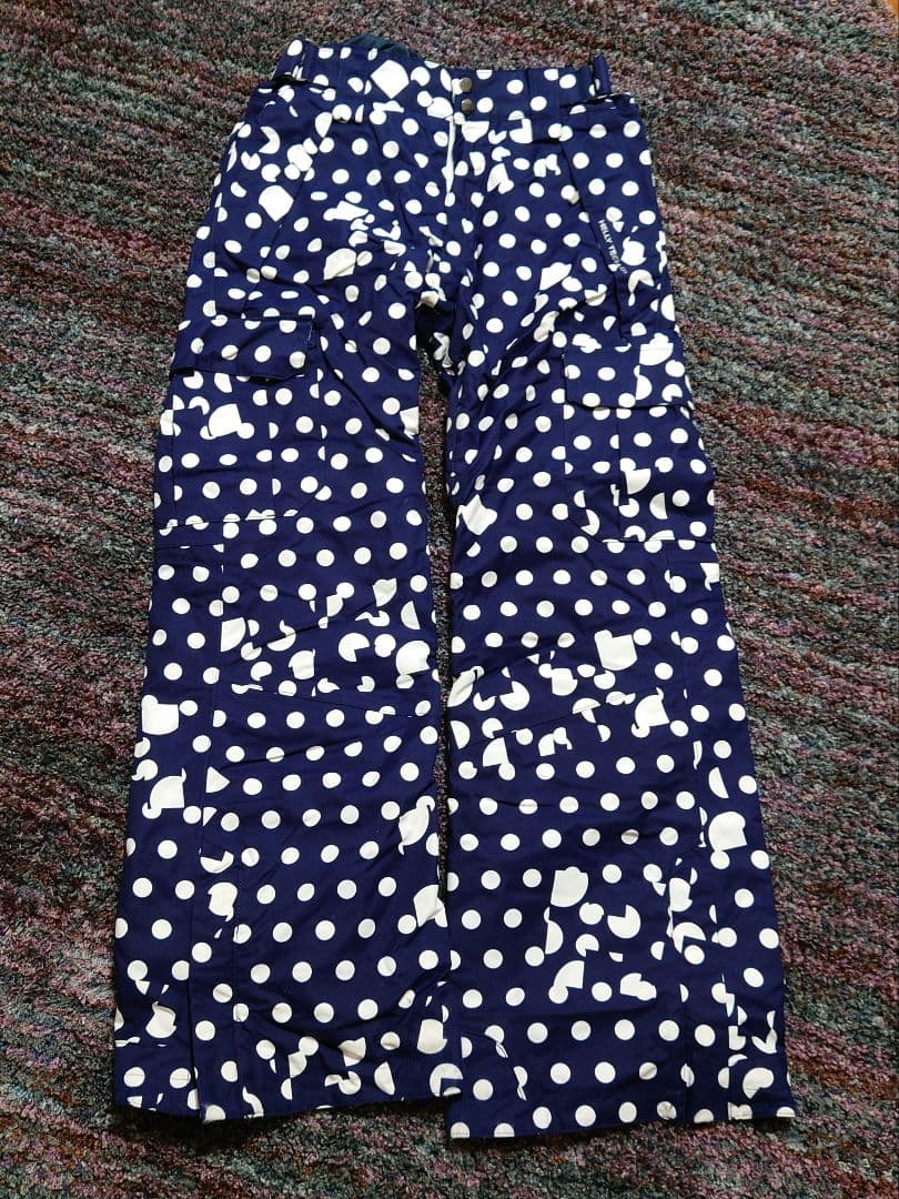 Helly Hansenスキーウェア　 ジャケットＷＬ、パンツユニセックスМ