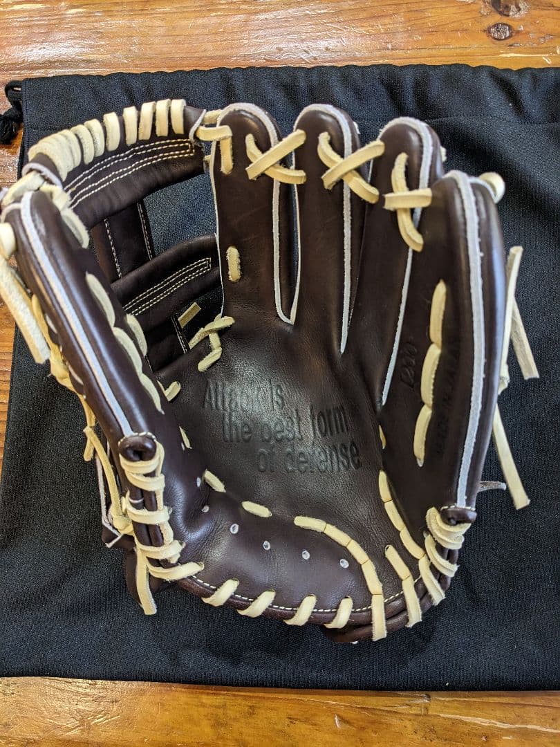 ☆ラブリー☆未使用☆D×M ディーバイエム☆硬式グローブ I200