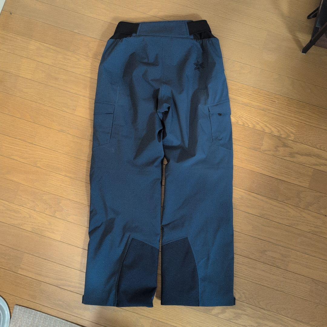 美品Goldwin上下スキーウェアMサイズ 2021-2022モデル