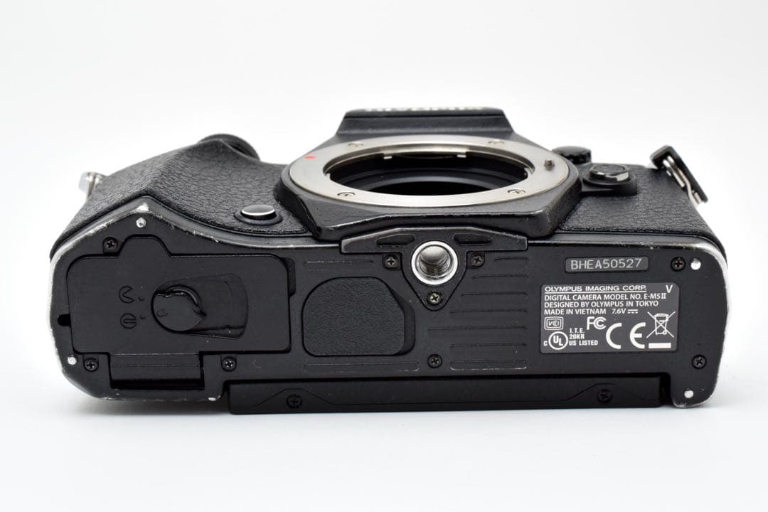 OLYMPUS OM-D E-M5 Mark II ミラーレス一眼カメラ