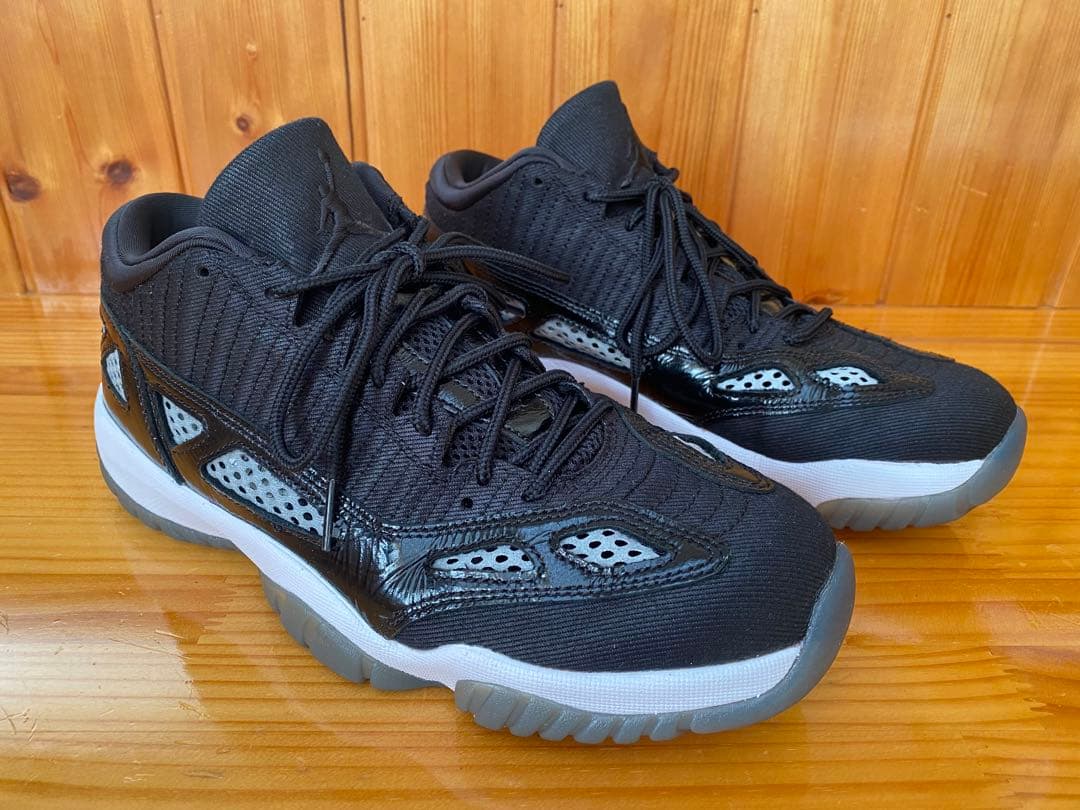 NIKE ナイキ　エアジョーダン11 レトロ　27cm