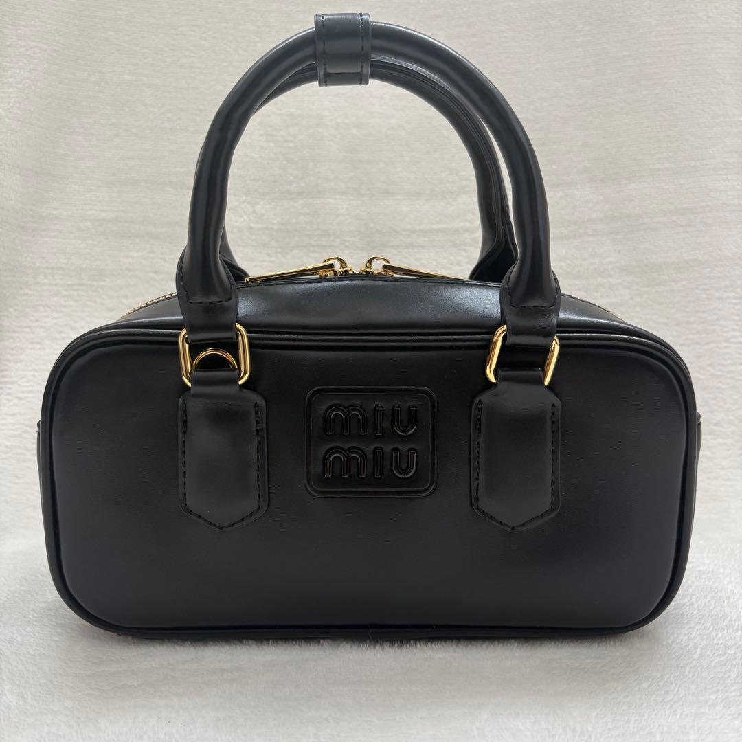 Miu Miu ミュウ ミュウ アルカディ レザーミニバッグ