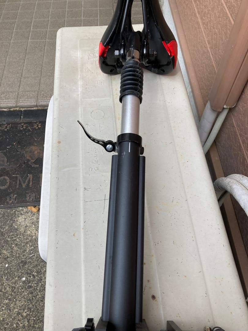 キックボードサドル