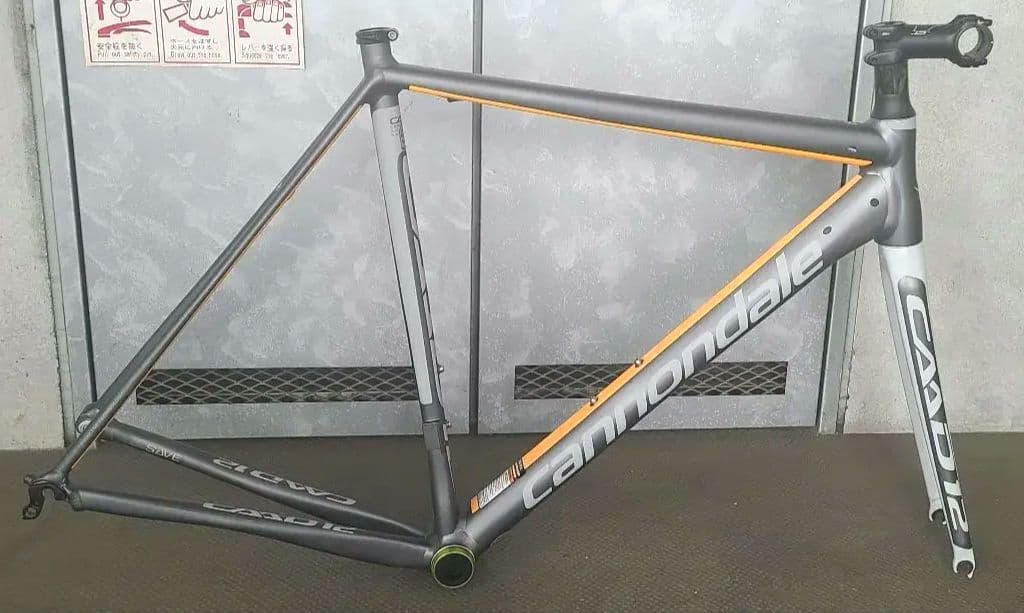Cannondale CAAD12 ロードバイクフレーム シルバー/オレンジ