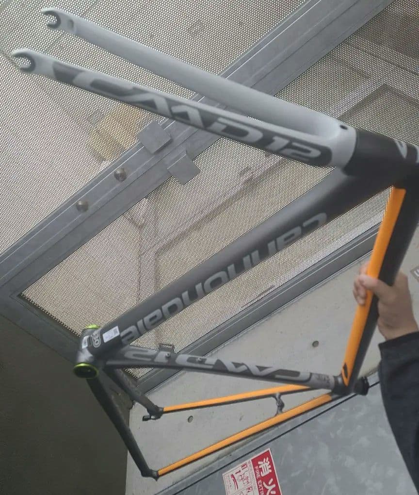 Cannondale CAAD12 ロードバイクフレーム シルバー/オレンジ