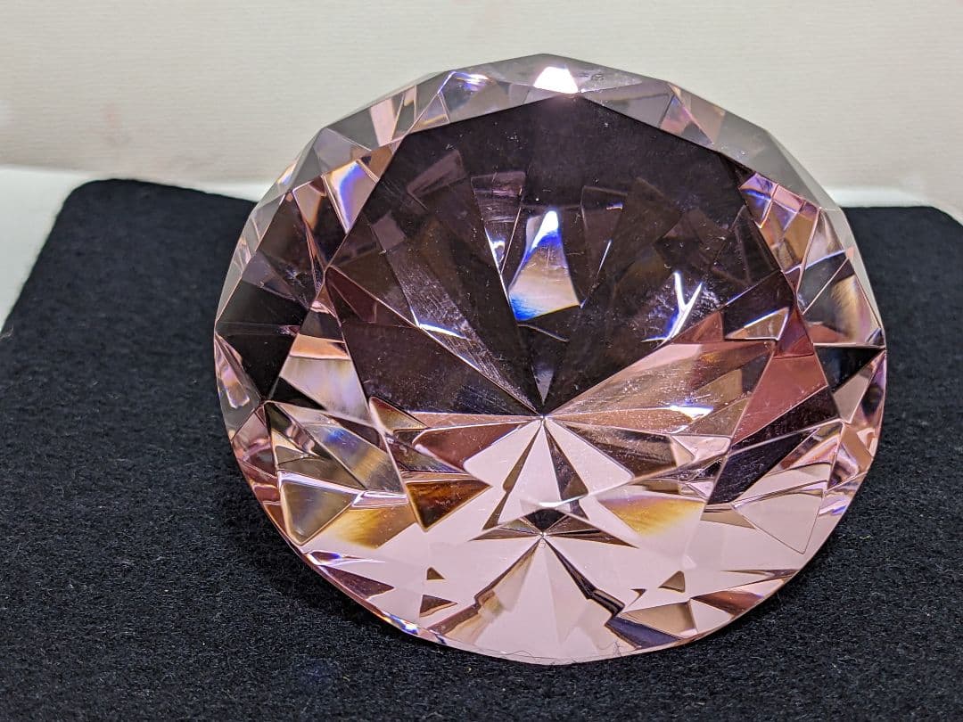 ♦ローゼンタール ドイツ製 ダイヤモンド形ピンク色 ガラスペーパーウェイト