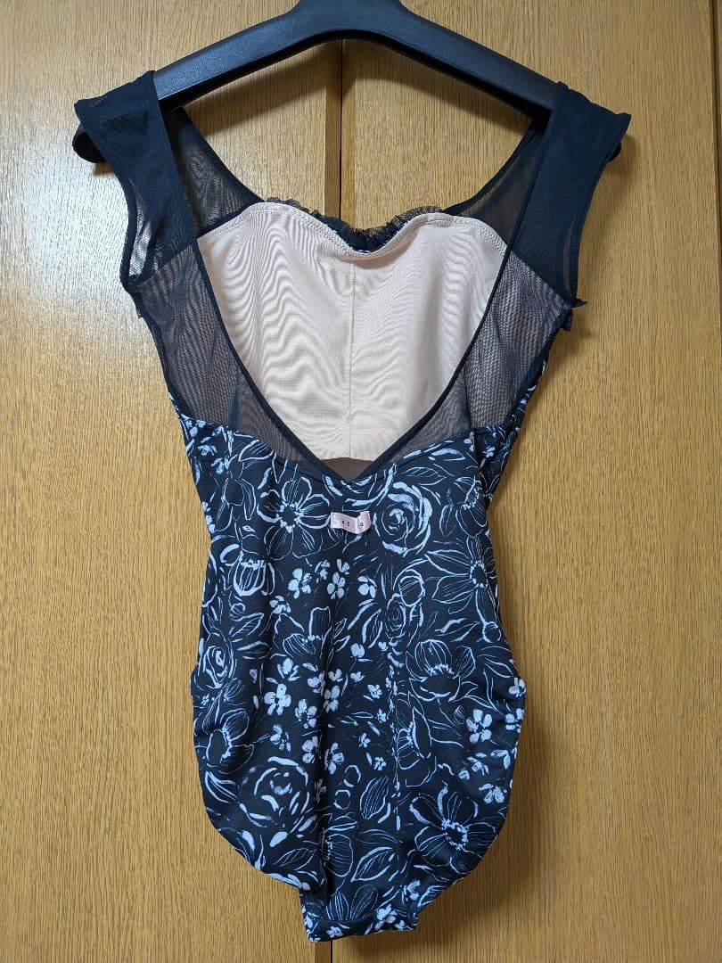 stina レオタード　Ｓサイズ