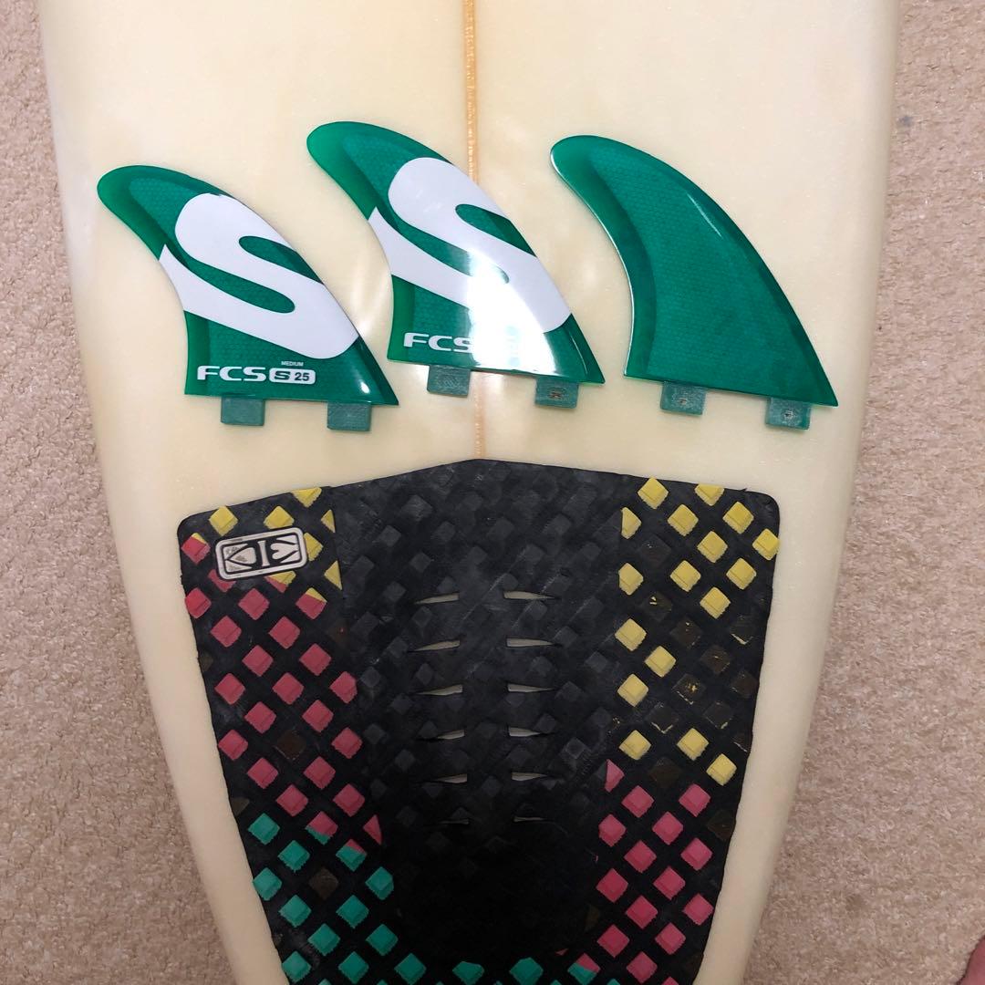 HIC サーフボード 6’0 ケリートコロ FCSフィン付