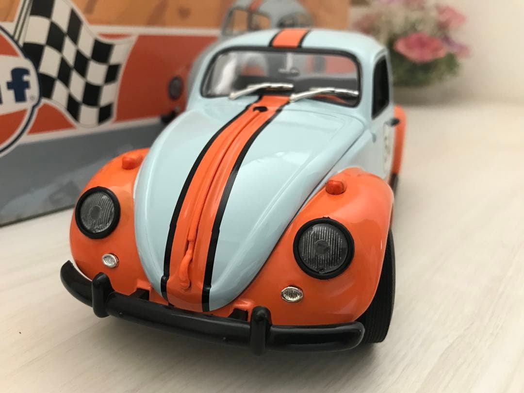 1/18 GREENLIGHT フォルクスワーゲンビートル　ガルフ