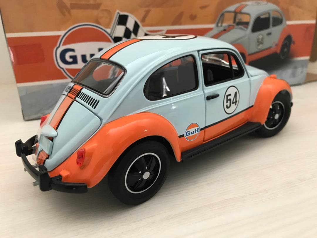 1/18 GREENLIGHT フォルクスワーゲンビートル　ガルフ