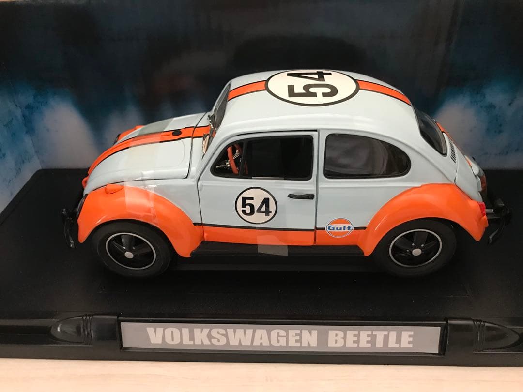 1/18 GREENLIGHT フォルクスワーゲンビートル　ガルフ
