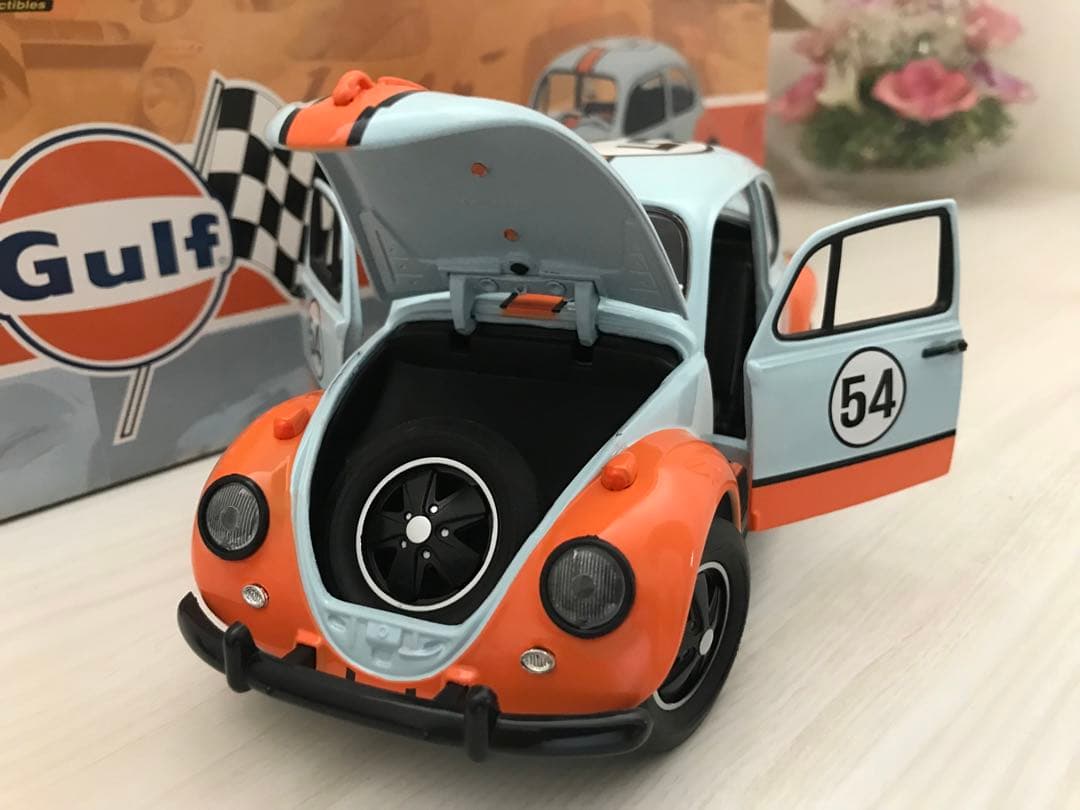 1/18 GREENLIGHT フォルクスワーゲンビートル　ガルフ