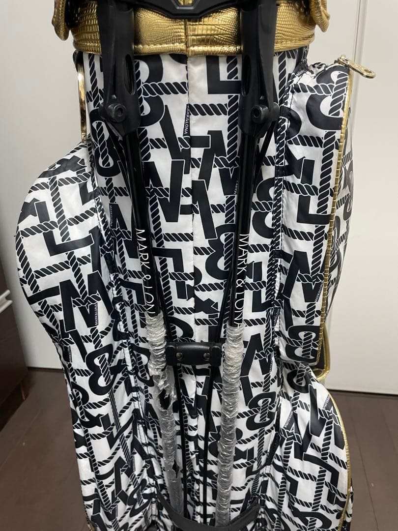 MARK&LONA キャディバック