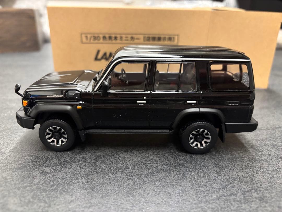 トヨタ カラーサンプルミニカー 【箱付き非売品】