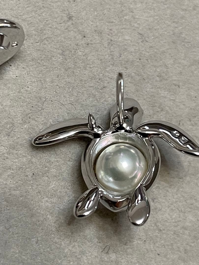 美品　mikimoto ピンブローチ　亀　パール ミキモト　SILVER