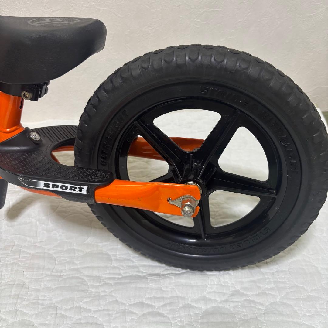【人気色】ストライダー STRIDER スポーツモデル オレンジ 12インチ