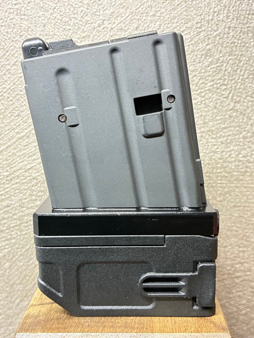 R7-45 東京マルイ GBB M4 マガジンアダプター 外部ソース仕様