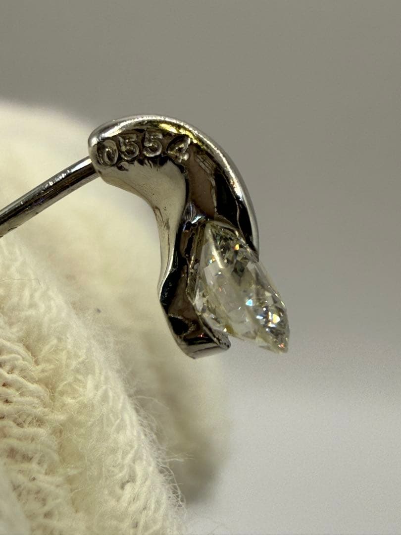 プラチナ　ダイヤモンドピアス　片耳のみ