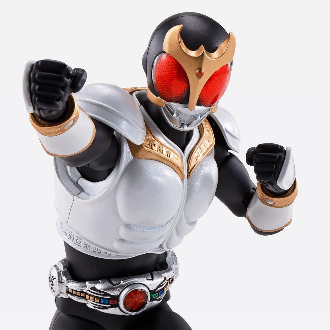 s.h.figuarts 真骨彫製法　仮面ライダークウガ　グローイングフォーム