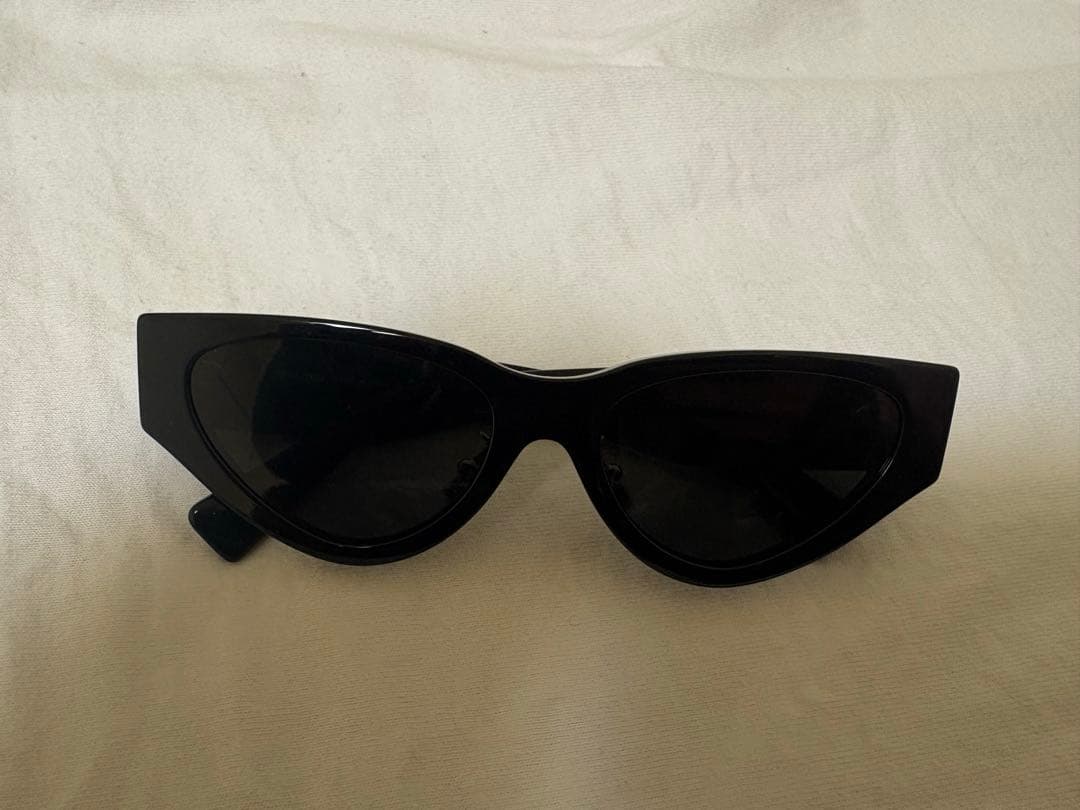 MiuMiuサングラス