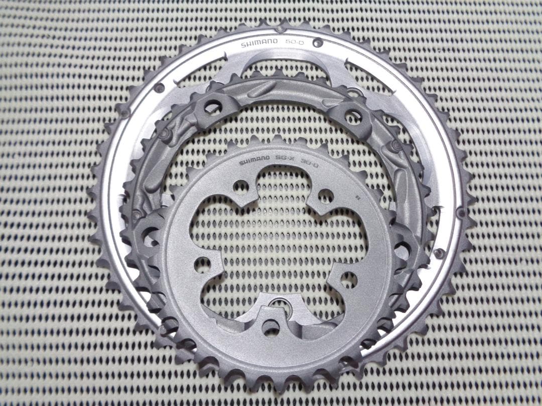 ＞ シマノ製 105 トリプル クランク FC-5703 165mm