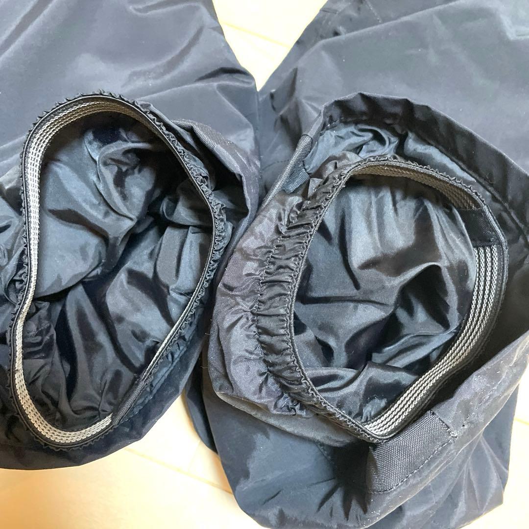 BURTONボーイズ　スノボウェア上下セット 身長160cm