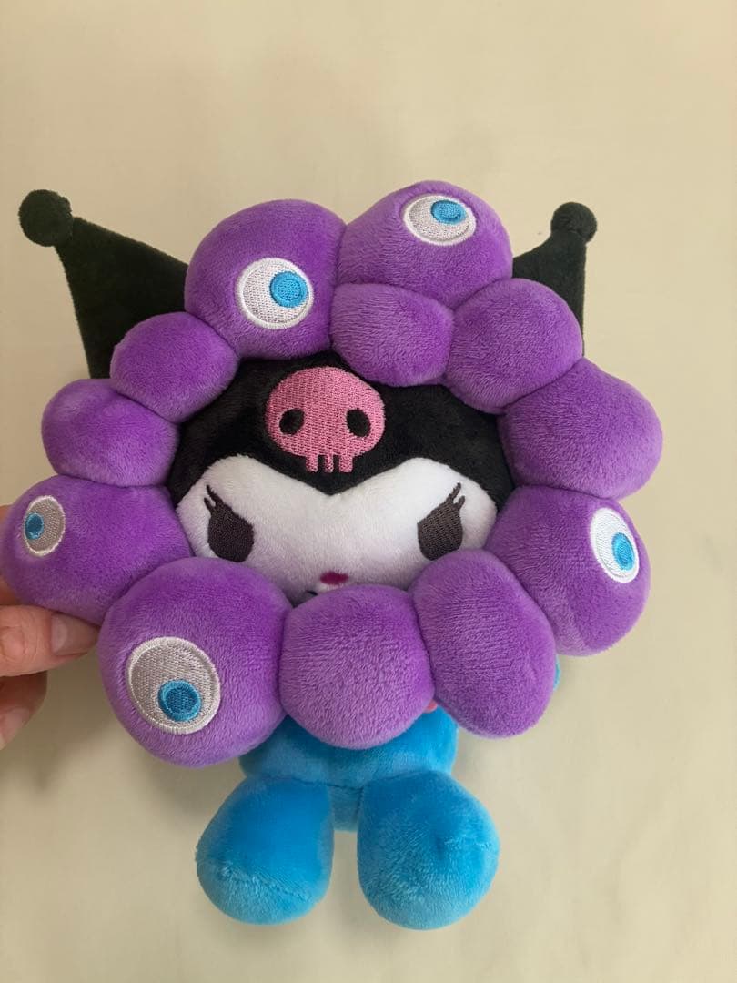 ミャクミャク　クロミ　ぬいぐるみ　Mサイズ