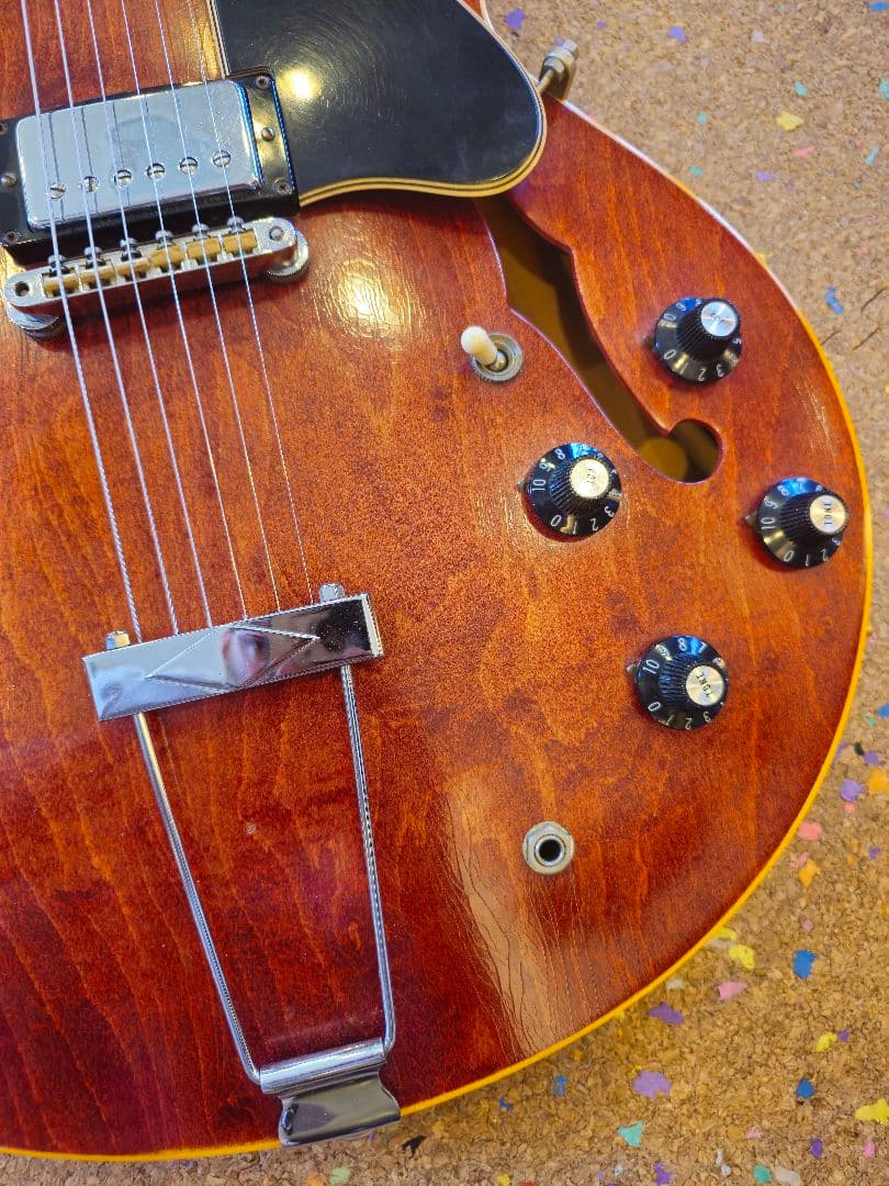 ヴィンテージGibson1970−72年製 ES-335TDCハードケース付き
