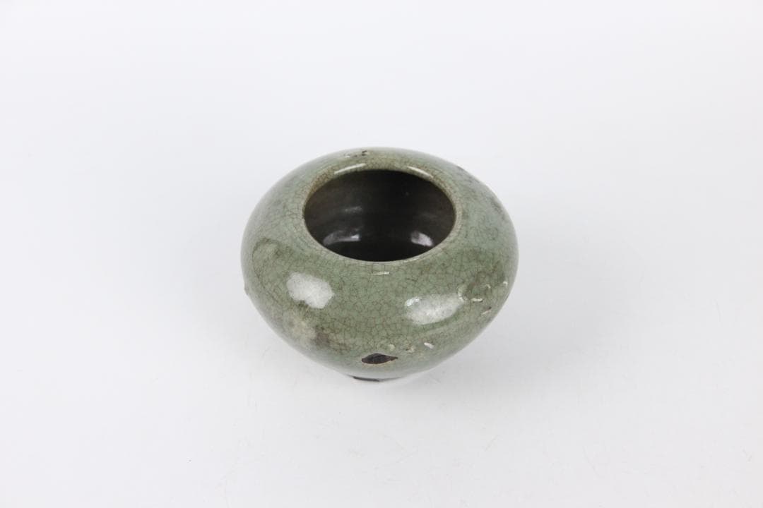 高麗時代後期（14世紀）青磁 象嵌 小壺　雲鶴文系　高麗青磁 FF01-09