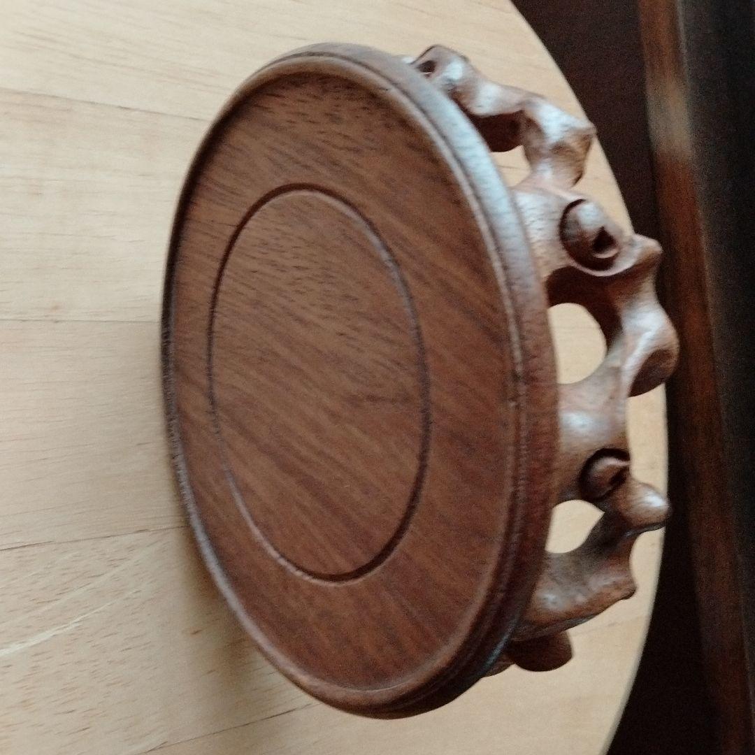 中国骨董陶磁器を乗せる安定した鑑賞台、台座最高級天然黃壇細工精製高級感のあるもの