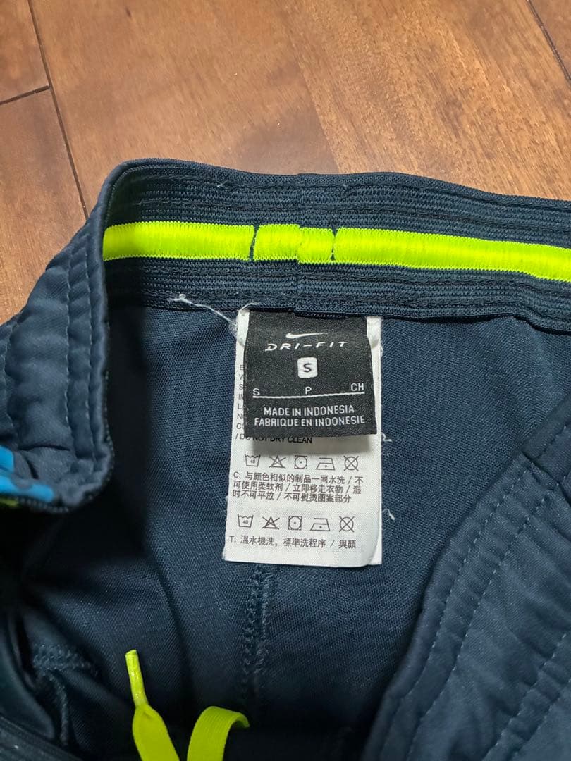 Nike NEYMAR トレーニングウェアキッズ Sサイズ