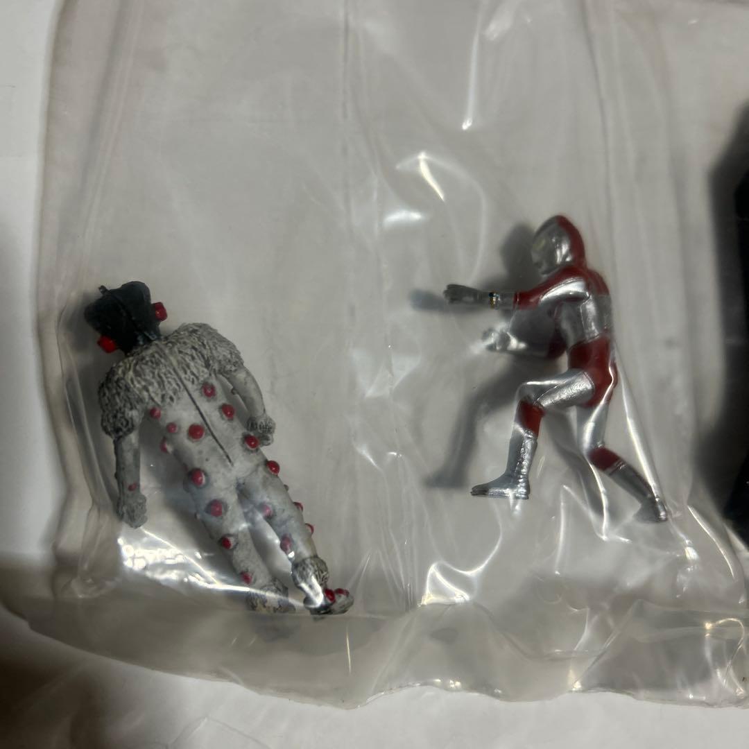 ウルトラ怪獣戯画　③帰ってきたウルトラマン対ナックル星人　レアカラー